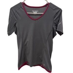 Arcteryx Phase SL Base Layer Top Womens Medium Gray Burgundy V-Neck Short Sleeve